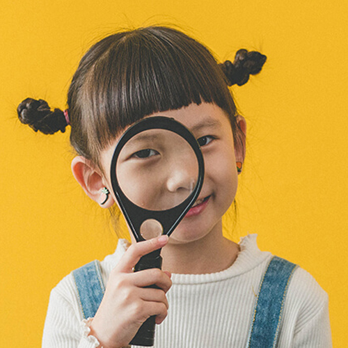 别让错误行为影响孩子视力，应该怎么护眼？